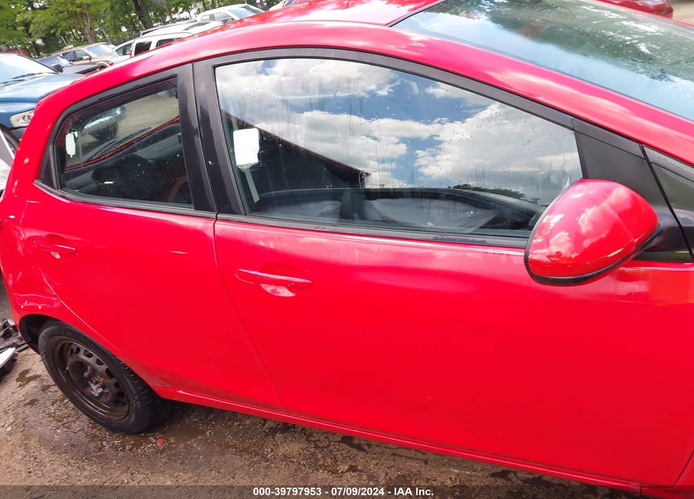 2013 MAZDA 2 SPORT VIN: JM1DE1KZ4D0165589