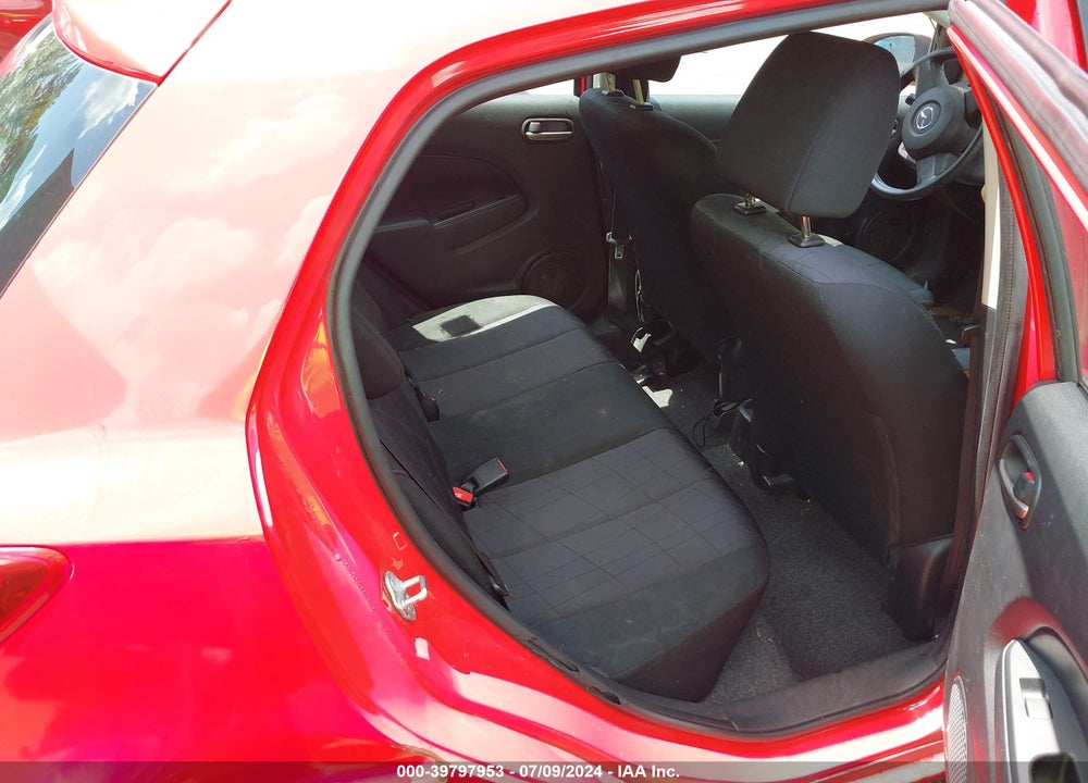 2013 MAZDA 2 SPORT VIN: JM1DE1KZ4D0165589