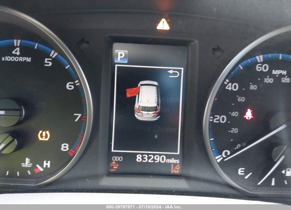 2018 TOYOTA RAV4 LE VIN: 2T3BFREV4JW766729