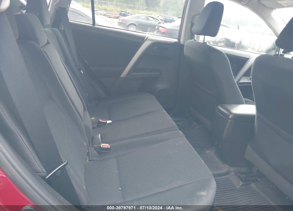 2018 TOYOTA RAV4 LE VIN: 2T3BFREV4JW766729
