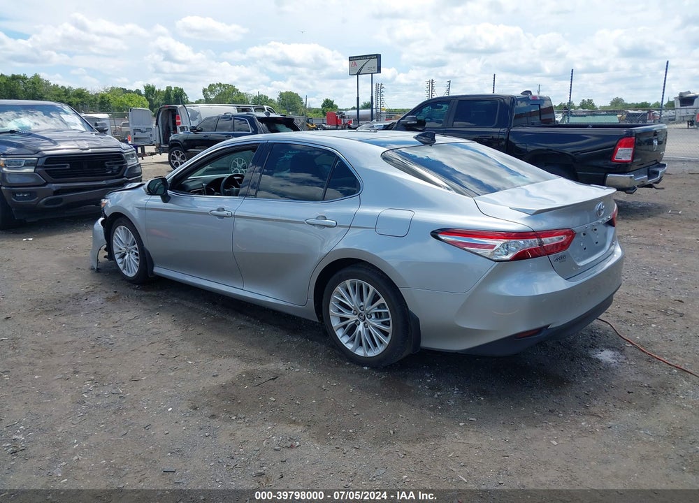2020 TOYOTA CAMRY XLE VIN: 4T1F11AKXLU866505