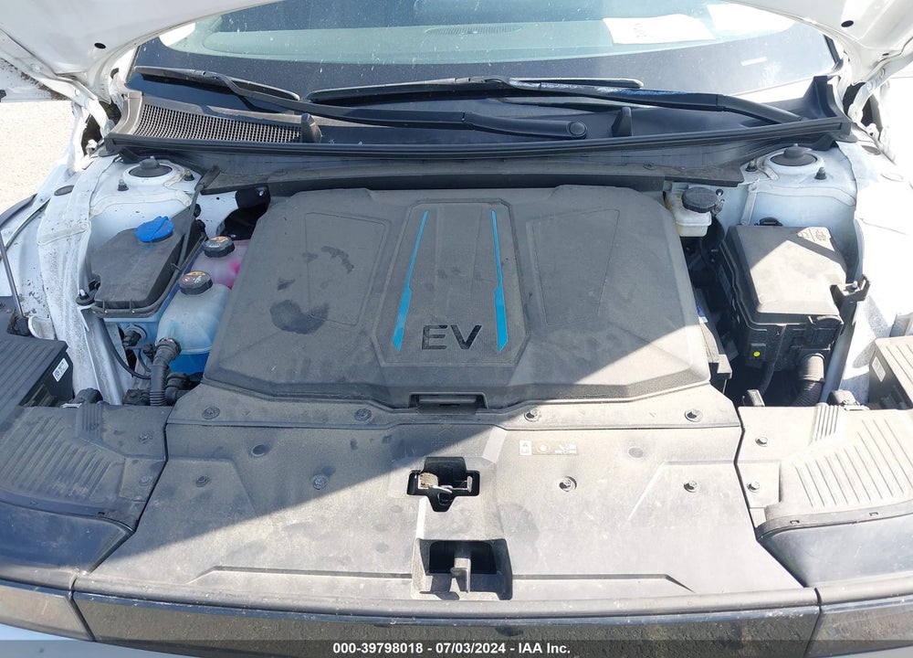 2022 HYUNDAI IONIQ 5 SEL VIN: KM8KNDAF1NU084233