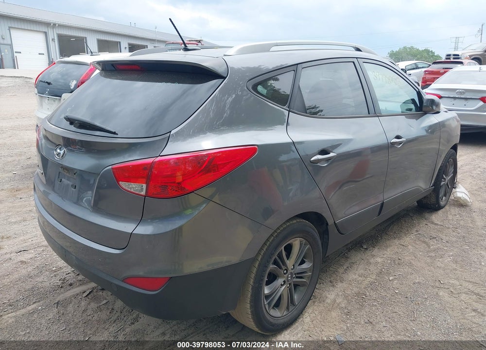 2014 HYUNDAI TUCSON SE VIN: KM8JU3AG4EU841045