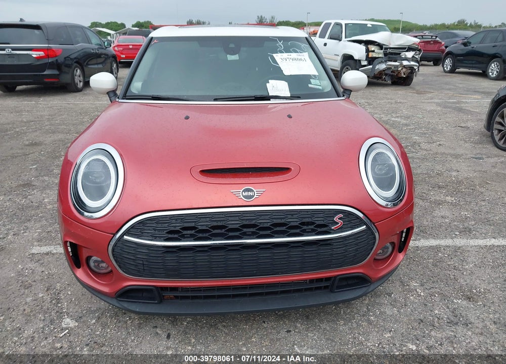 2022 MINI CLUBMAN COOPER S VIN: WMWLV7C0XN2P98292