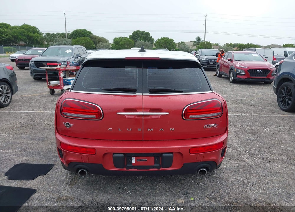 2022 MINI CLUBMAN COOPER S VIN: WMWLV7C0XN2P98292