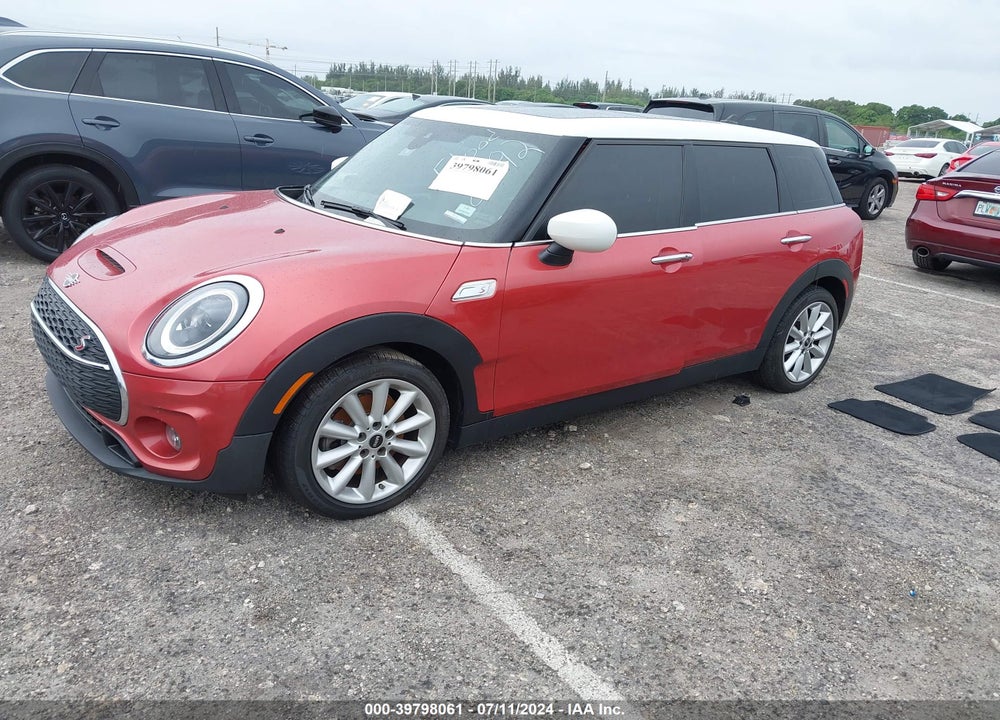2022 MINI CLUBMAN COOPER S VIN: WMWLV7C0XN2P98292