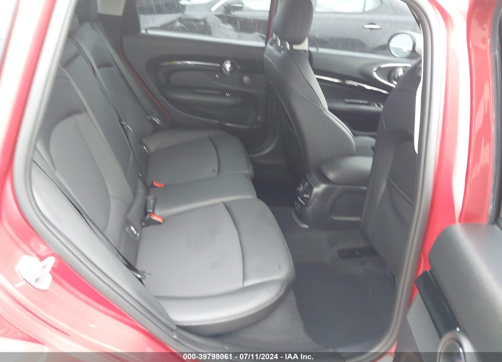 2022 MINI CLUBMAN COOPER S VIN: WMWLV7C0XN2P98292