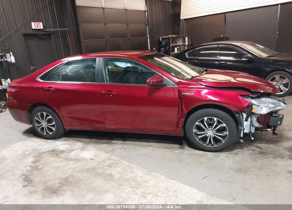 2015 TOYOTA CAMRY HYBRID LE VIN: 4T1BD1FK1FU155164