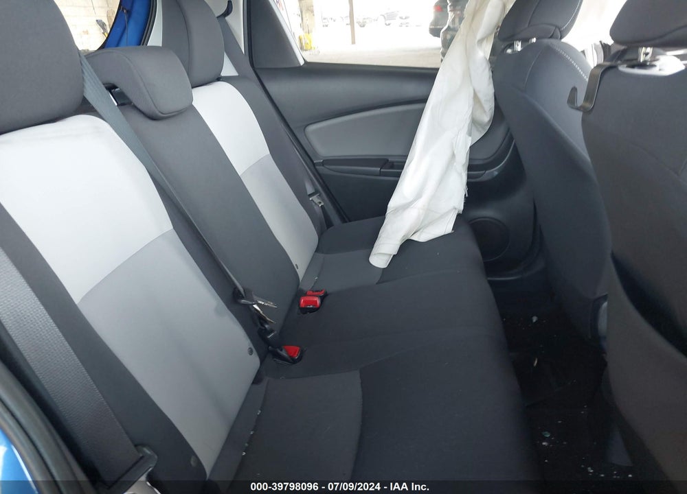 2018 TOYOTA YARIS L VIN: VNKKTUD37JA093694
