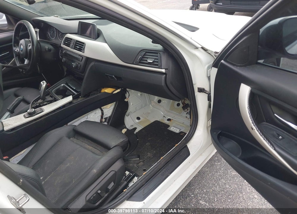 2015 BMW 320I VIN: WBA3B1C57FK137578