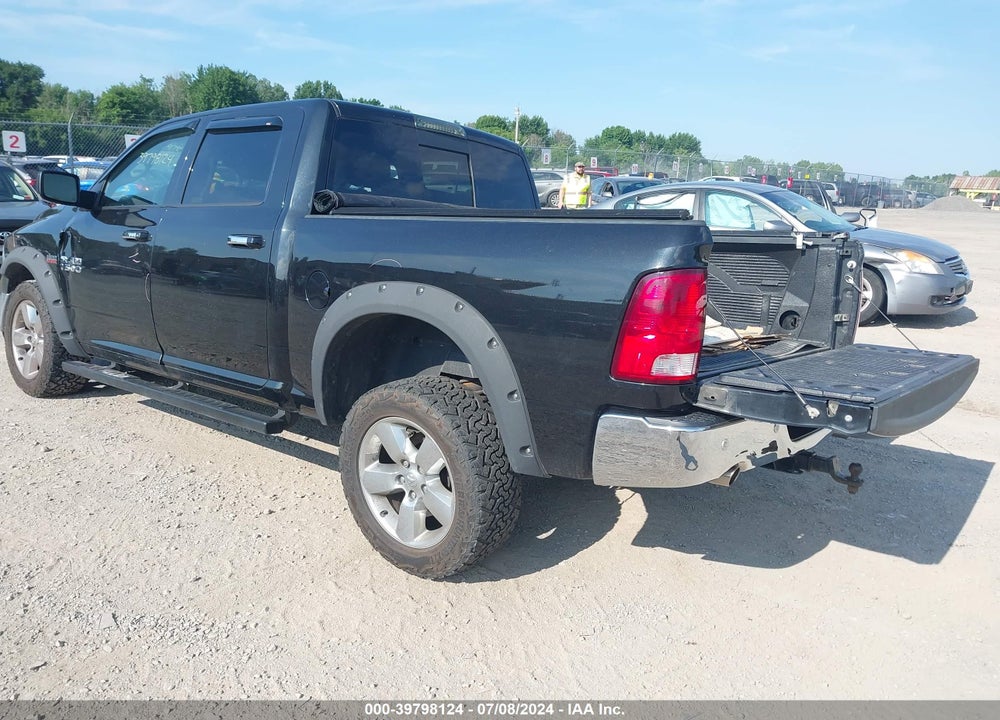 2016 RAM 1500 BIG HORN VIN: 3C6RR7LT1GG357034