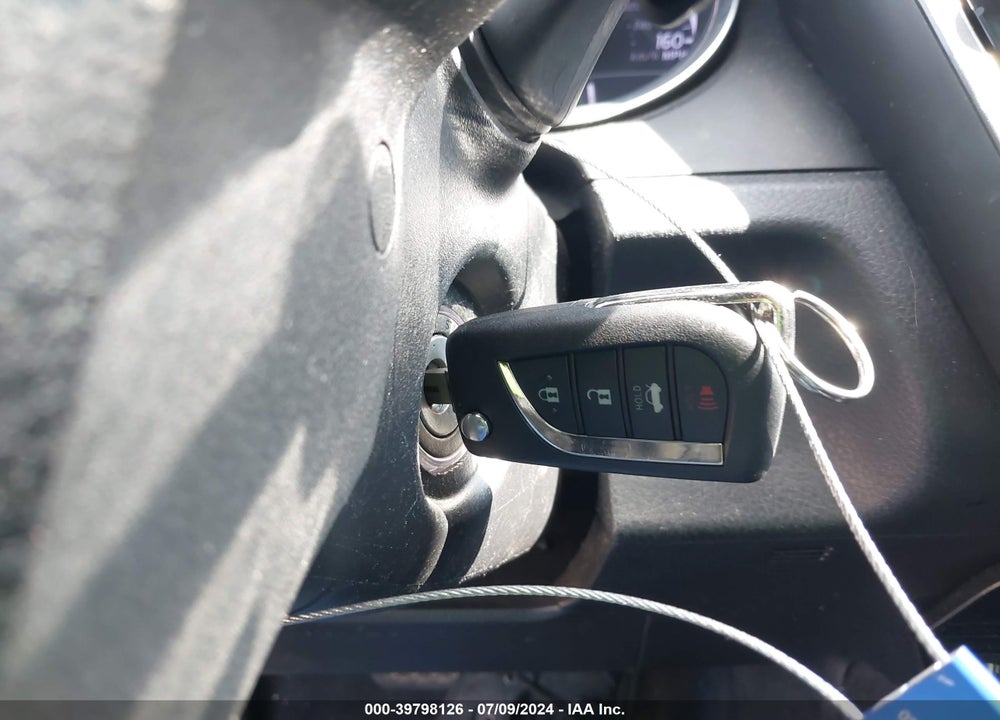 2019 TOYOTA CAMRY SE VIN: 4T1B11HK4KU680655