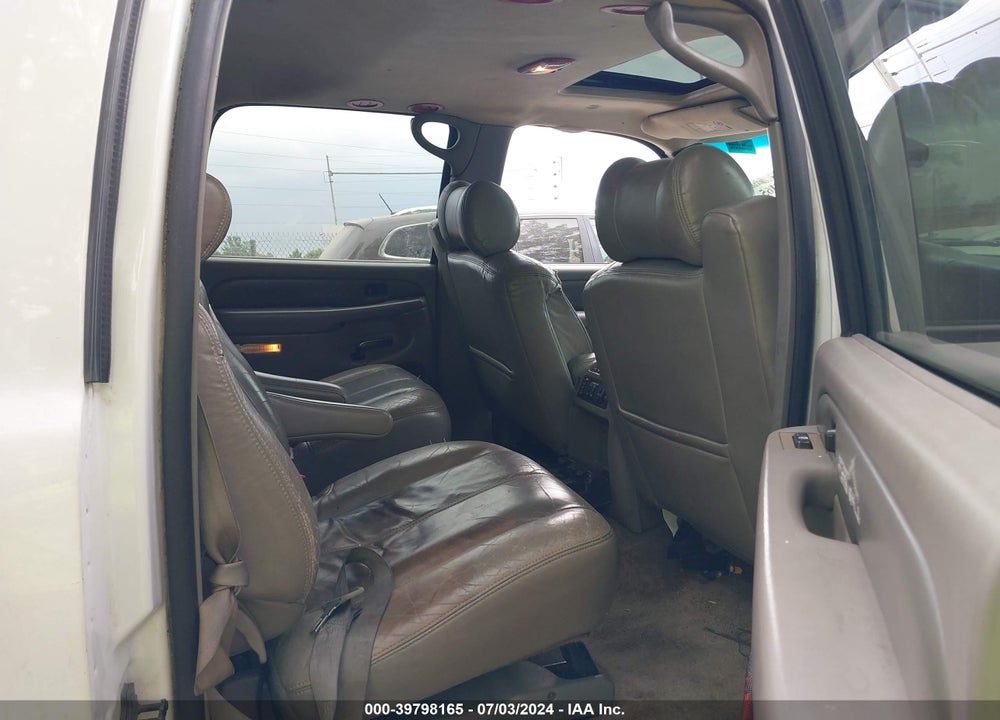 2002 GMC YUKON XL 1500 DENALI VIN: 1GKFK66U32J313739