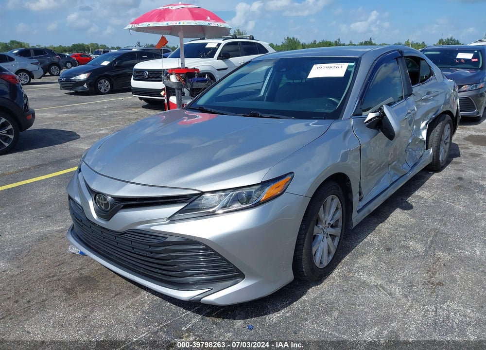 2019 TOYOTA CAMRY LE VIN: 4T1B11HK4KU752681