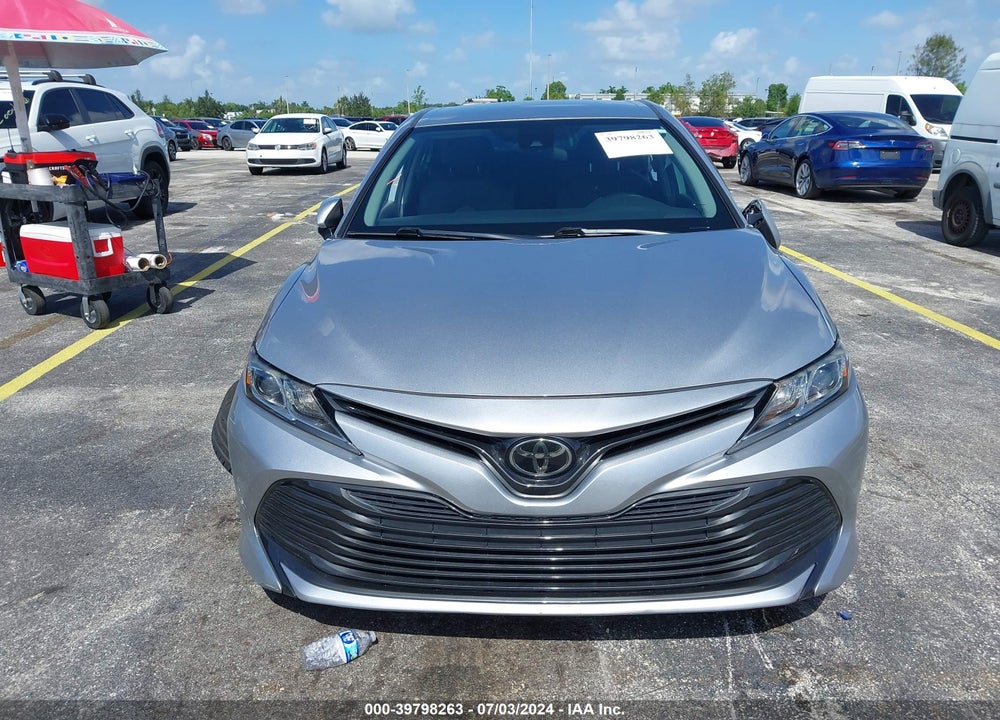 2019 TOYOTA CAMRY LE VIN: 4T1B11HK4KU752681