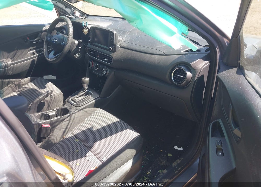 2020 HYUNDAI KONA SE VIN: KM8K12AA1LU417435