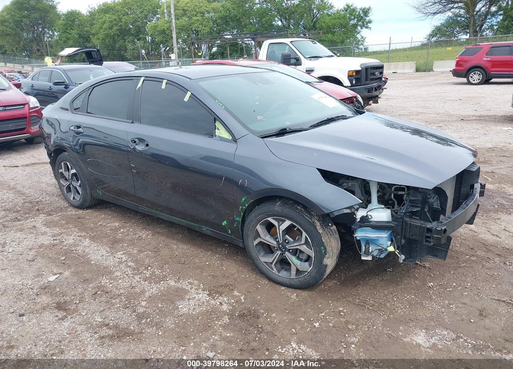 2021 KIA FORTE LXS VIN: 3KPF24AD8ME316742