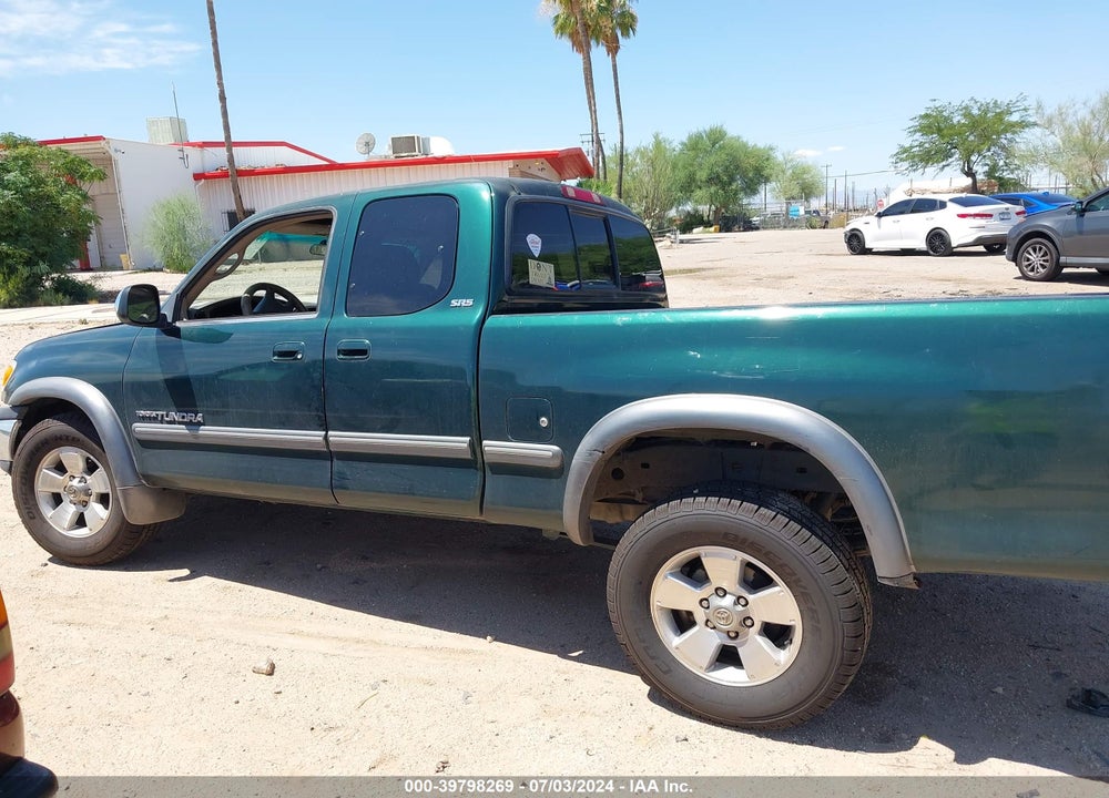 2000 TOYOTA TUNDRA SR5 V8 VIN: 5TBRT3414YS070122