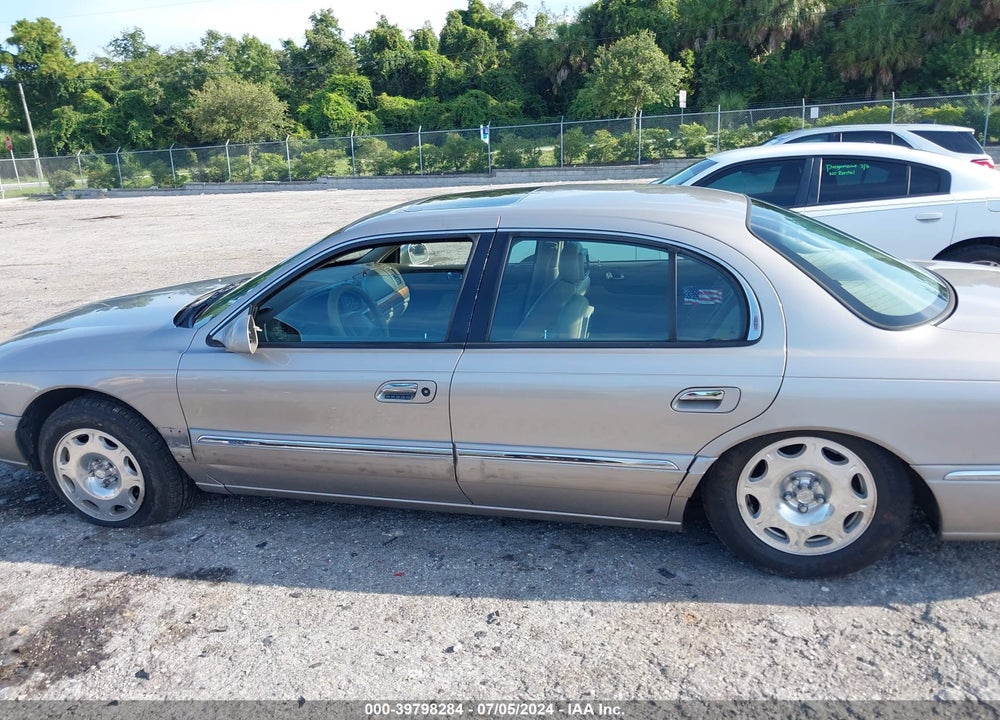 2002 LINCOLN CONTINENTAL VIN: 1LNHM97V52Y606679