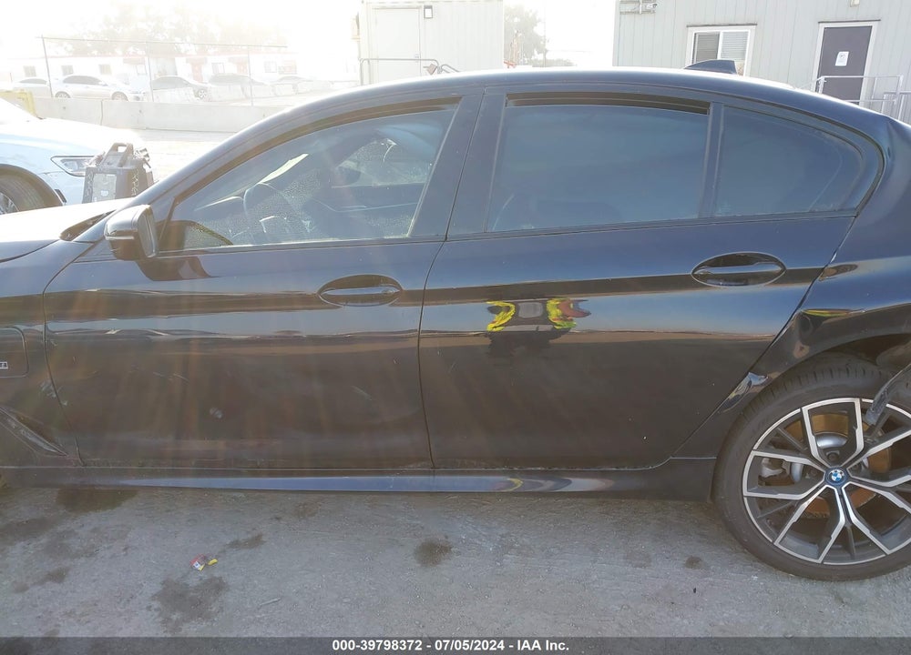 2022 BMW 530E VIN: WBA13AG09NCL06334