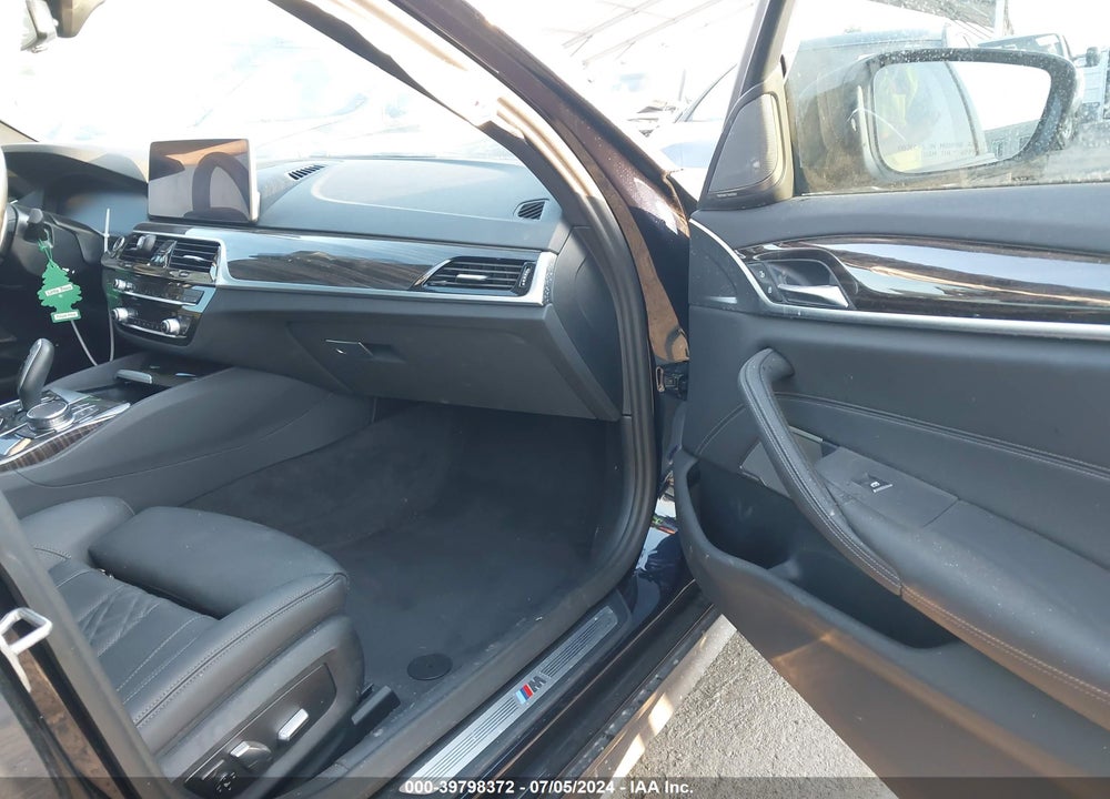 2022 BMW 530E VIN: WBA13AG09NCL06334