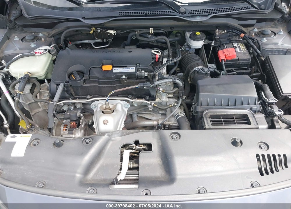 2018 HONDA CIVIC LX VIN: 2HGFC2F5XJH608784
