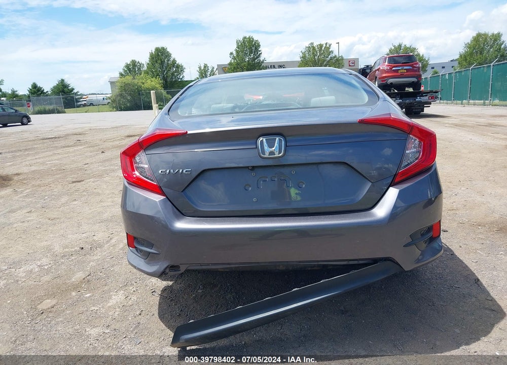 2018 HONDA CIVIC LX VIN: 2HGFC2F5XJH608784