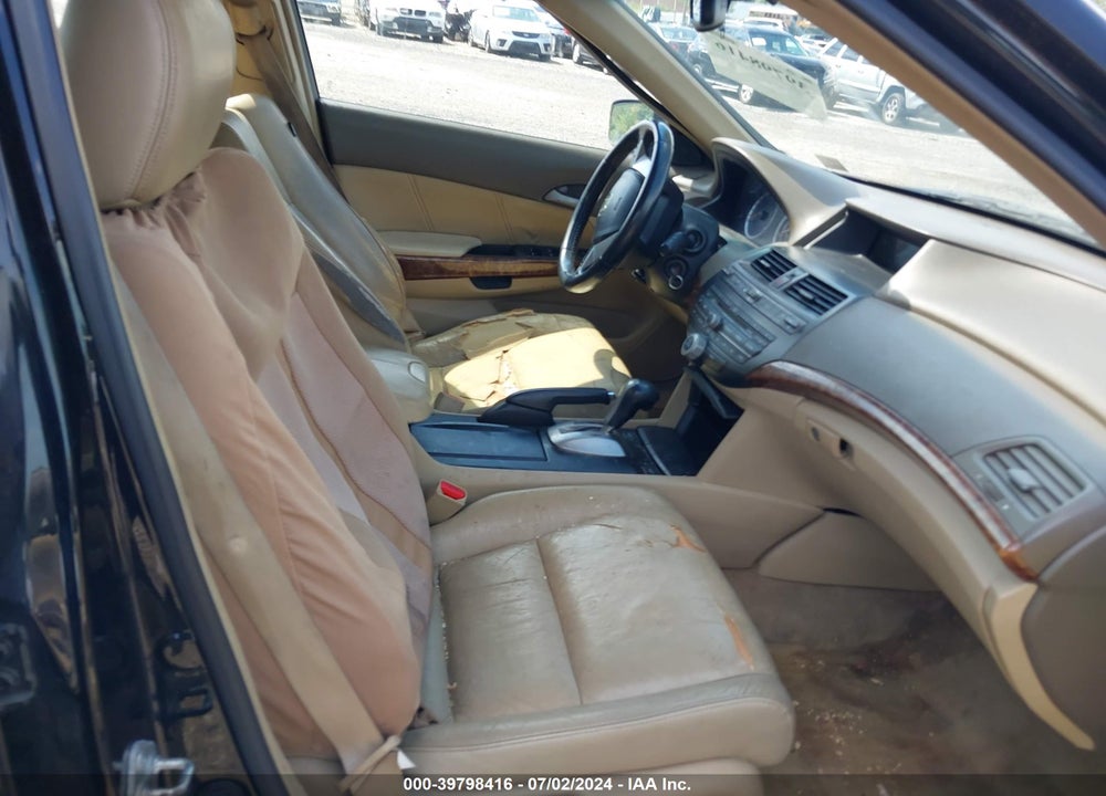 2008 HONDA ACCORD 2.4 EX-L VIN: 1HGCP26888A071066