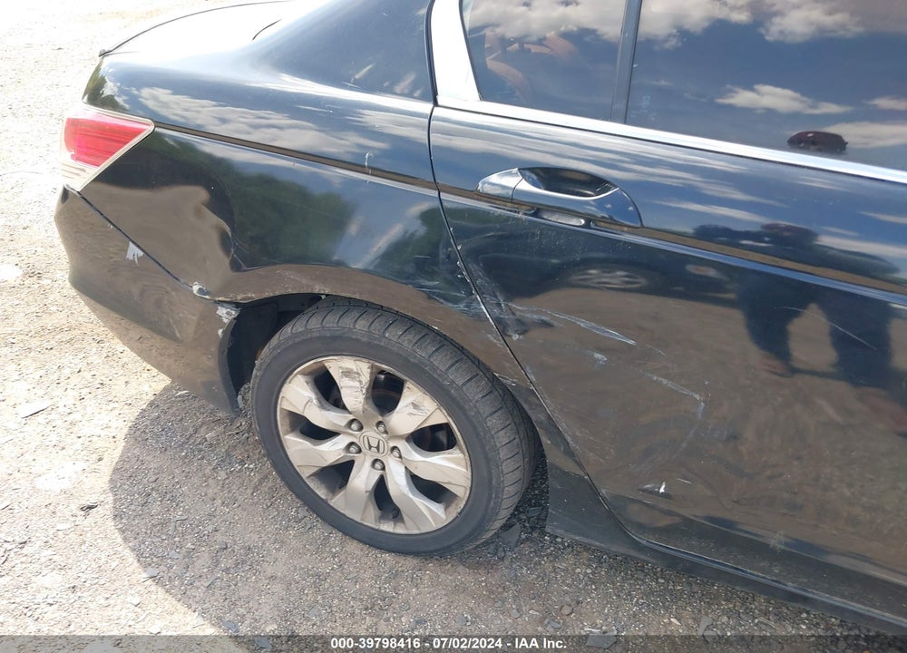 2008 HONDA ACCORD 2.4 EX-L VIN: 1HGCP26888A071066