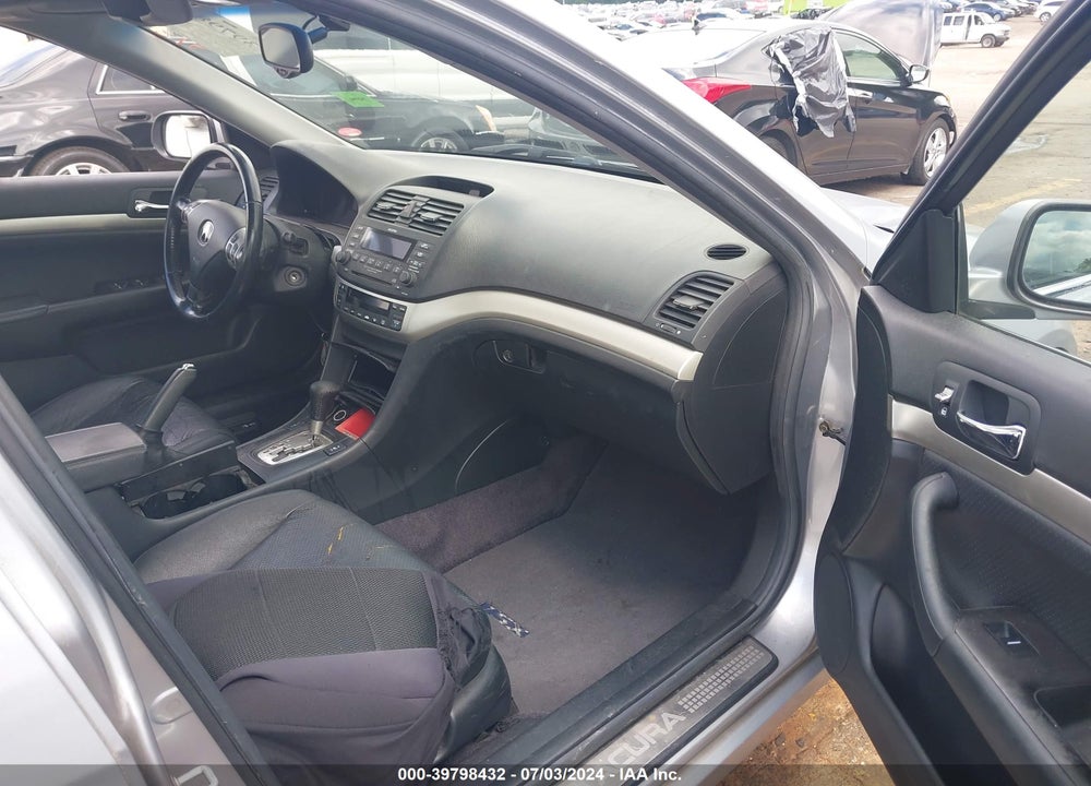 2005 ACURA TSX VIN: JH4CL96825C012225