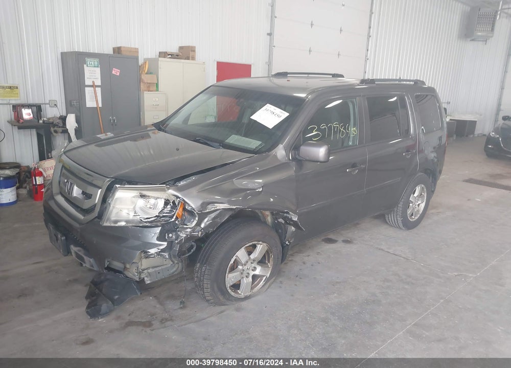 2011 HONDA PILOT EX VIN: 5FNYF4H47BB001554