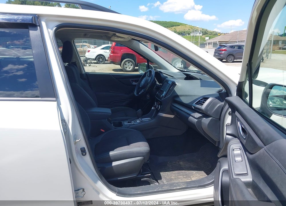 2019 SUBARU FORESTER PREMIUM VIN: JF2SKAGCXKH575995