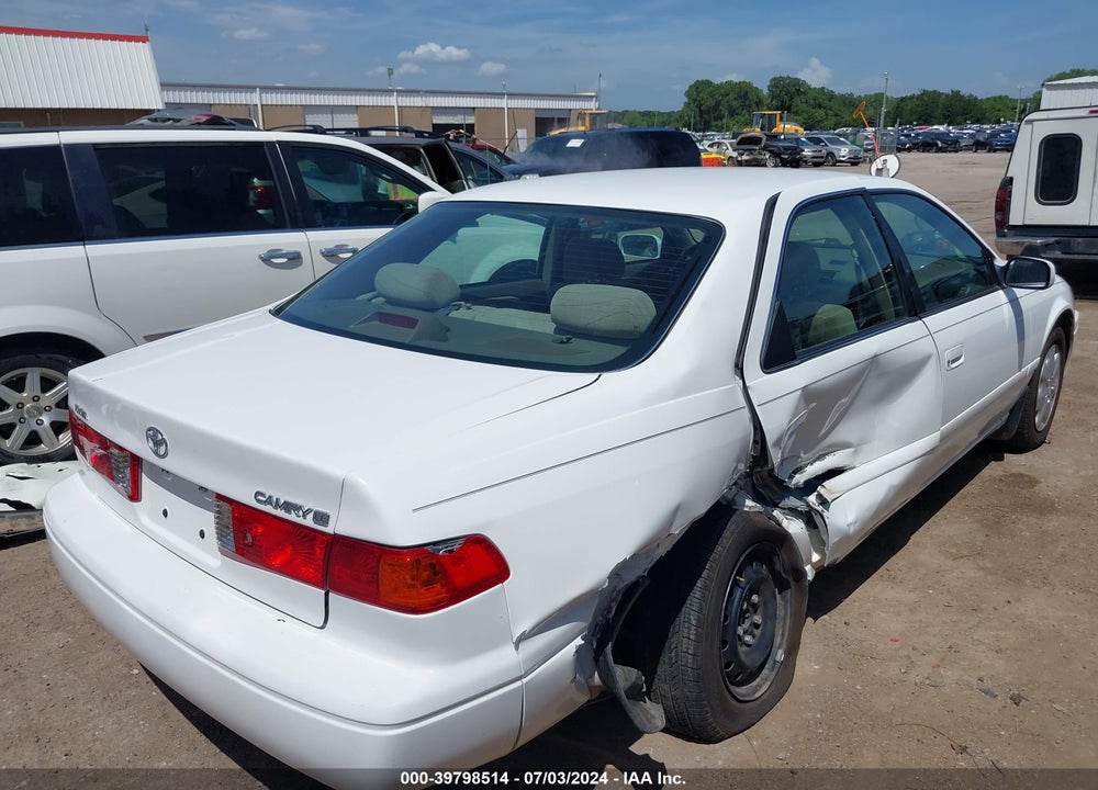 2001 TOYOTA CAMRY LE VIN: 4T1BG22KX1U770792