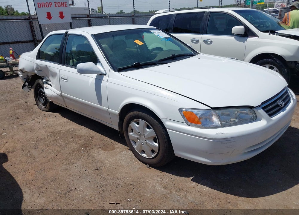 2001 TOYOTA CAMRY LE VIN: 4T1BG22KX1U770792