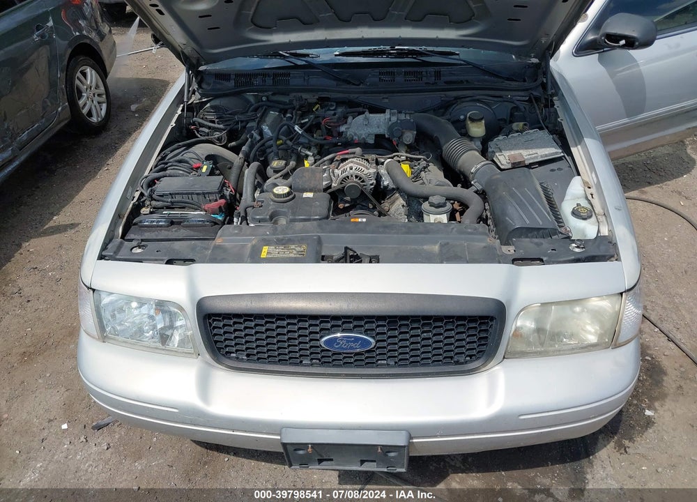 2009 FORD CROWN VICTORIA POLICE/POLICE INTERCEPTOR VIN: 2FAHP71V59X125145