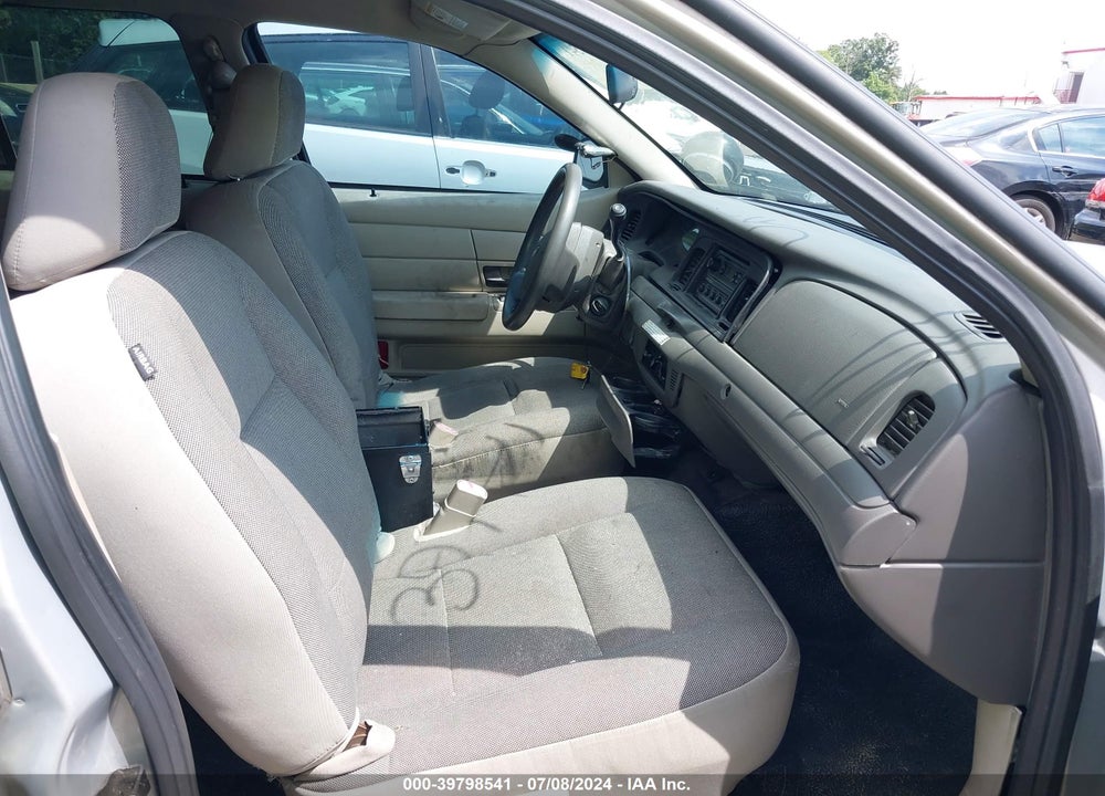 2009 FORD CROWN VICTORIA POLICE/POLICE INTERCEPTOR VIN: 2FAHP71V59X125145