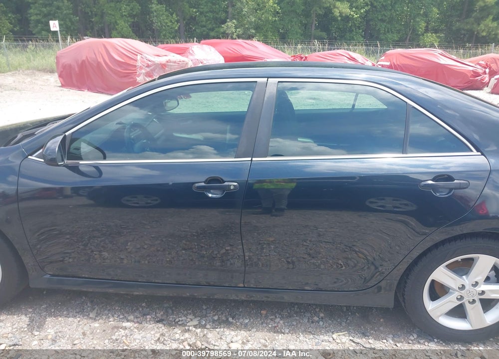 2014 TOYOTA CAMRY SE VIN: 4T1BF1FKXEU471011