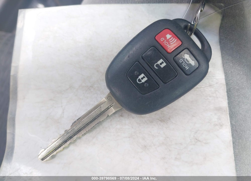2014 TOYOTA CAMRY SE VIN: 4T1BF1FKXEU471011