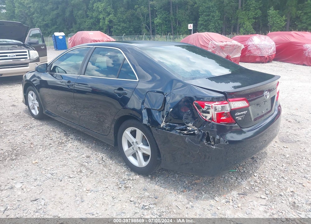 2014 TOYOTA CAMRY SE VIN: 4T1BF1FKXEU471011
