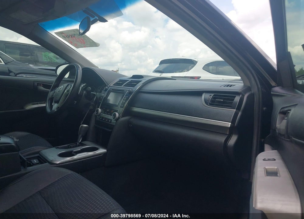 2014 TOYOTA CAMRY SE VIN: 4T1BF1FKXEU471011