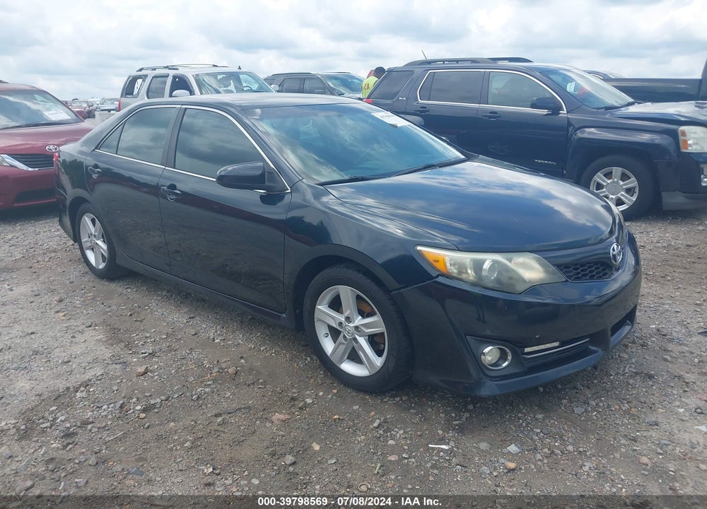 2014 TOYOTA CAMRY SE VIN: 4T1BF1FKXEU471011