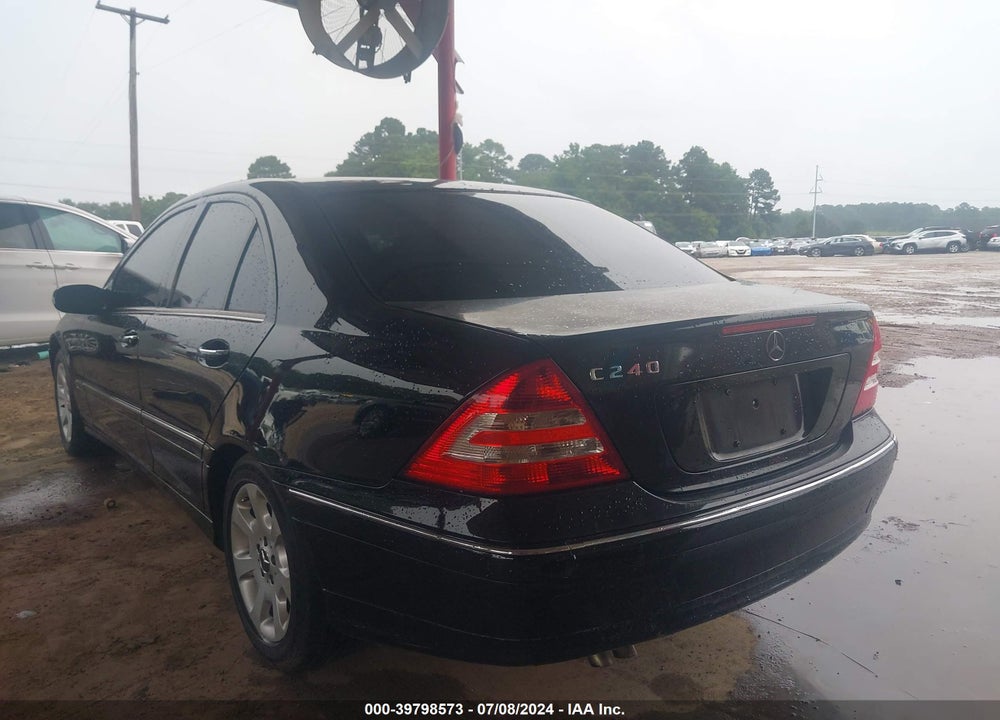2005 MERCEDES-BENZ C 240 LUXURY VIN: WDBRF61JX5A796031