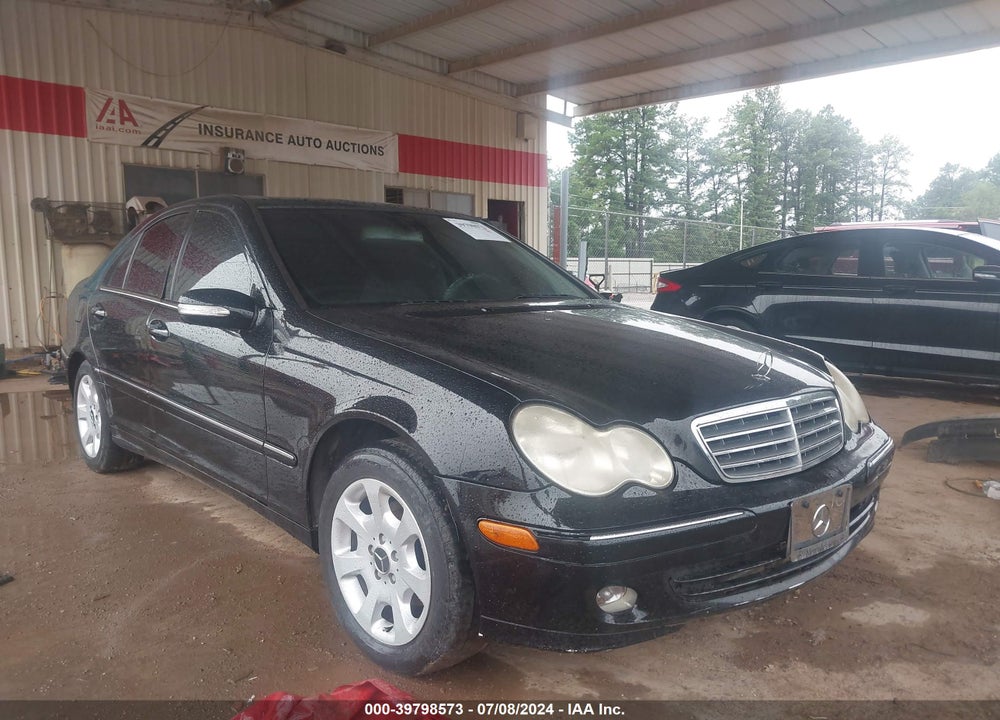 2005 MERCEDES-BENZ C 240 LUXURY VIN: WDBRF61JX5A796031