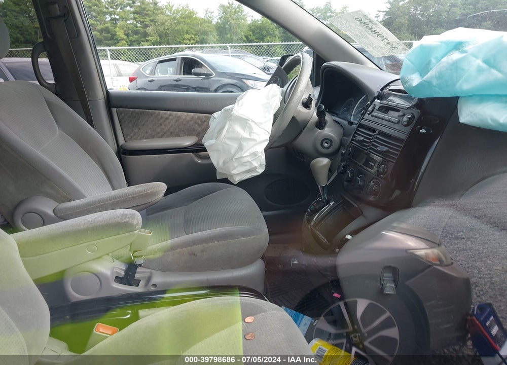 2004 TOYOTA SIENNA LE VIN: 5TDZA23C54S122278