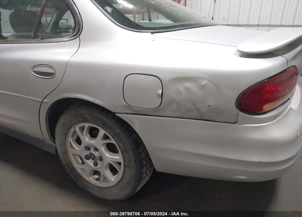 2002 OLDSMOBILE INTRIGUE GX VIN: 1G3WH52H42F271744
