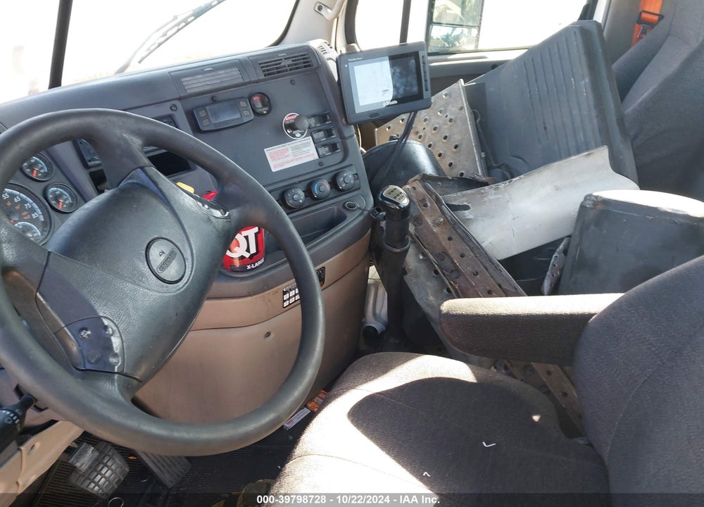 2016 FREIGHTLINER CASCADIA 125 VIN: 3AKJGEDV5GSGV3564