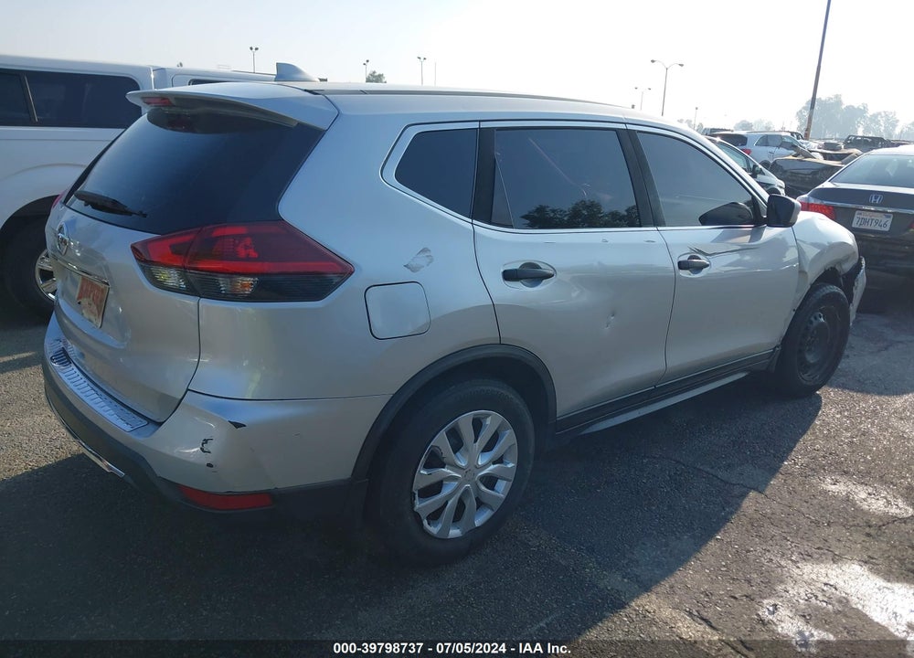 2018 NISSAN ROGUE S VIN: JN8AT2MT2JW451994