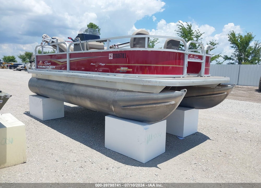 2022 SUNTRACKER MERCURY 50ELPT 4S VIN: BUJ82679G223