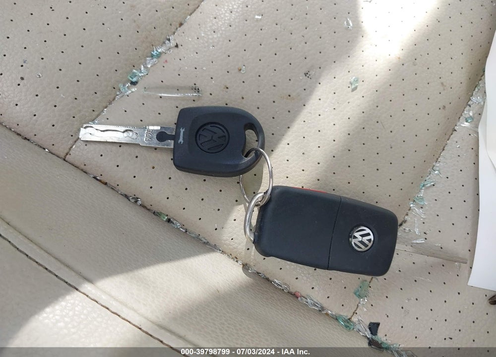 2014 VOLKSWAGEN TIGUAN SE VIN: WVGAV3AX8EW004042