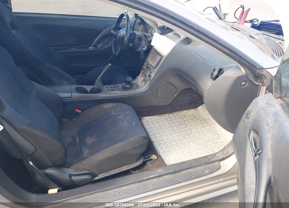 2005 TOYOTA CELICA GTS VIN: JTDDY38T850075305